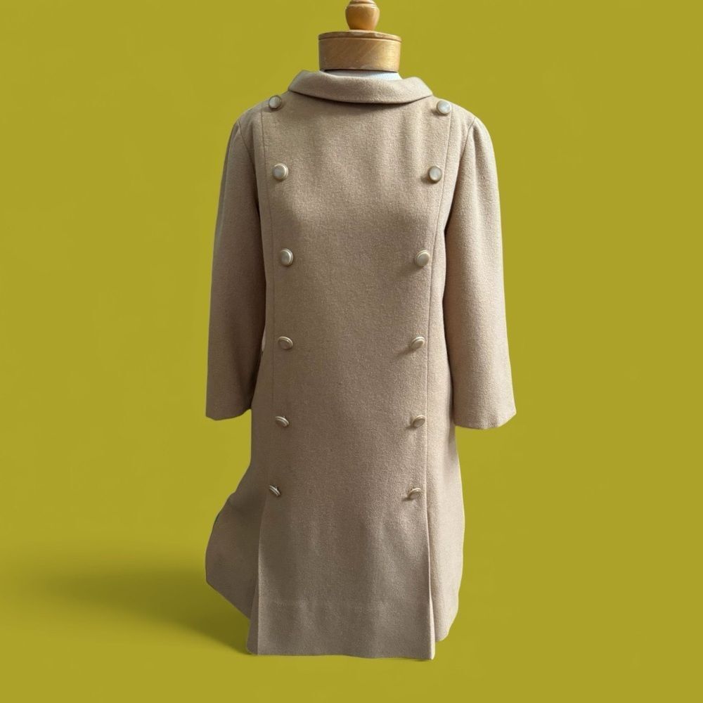 Stylish Vintage Tan Double-Breasted Camel Hair Coat Dress.